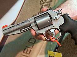 SW Performance Ctr 686 S